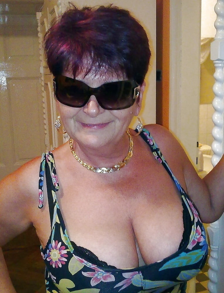 Yummy Mature Favs 27 - 56 Photos 