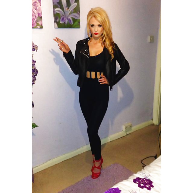 Sex Gallery Would you empty your balls in chav Katie?