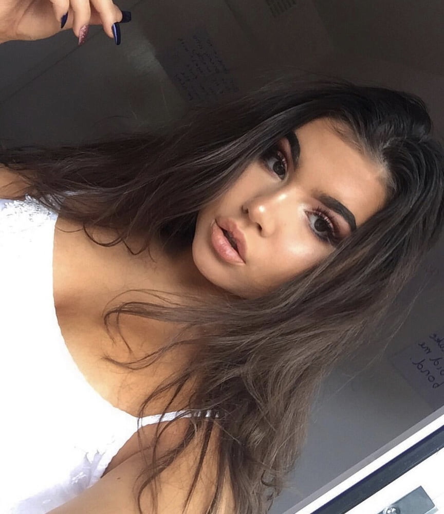 Sex Gallery Dirty Comments For This Makeup Obsessed Slut Teen