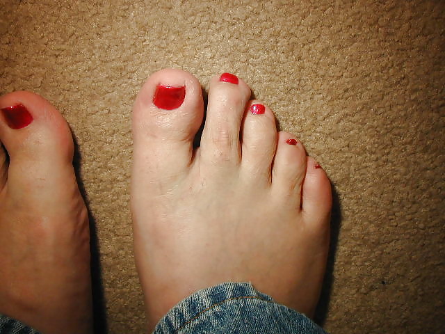 Sex Gallery These are my feet!