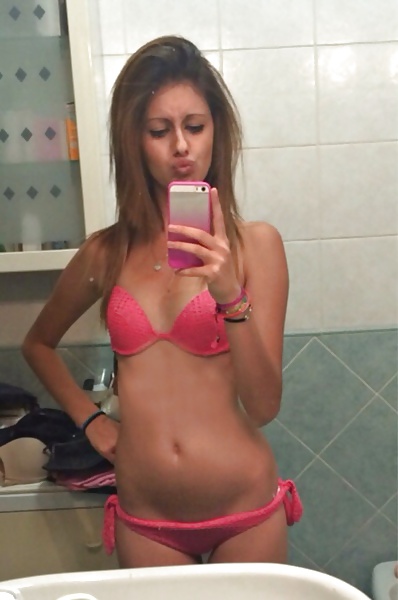 Sex Gallery My hot friend (3)