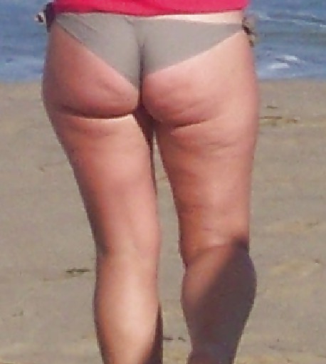 Sex Gallery beach super round greasy ASS