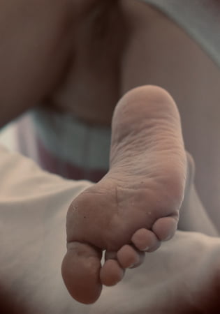 tina slut bath show feet pussy boobs ass for hard comments         