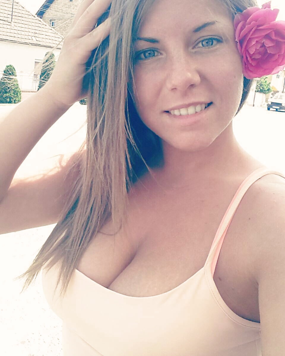 Sex Gallery Domaca kurvica !!! #2