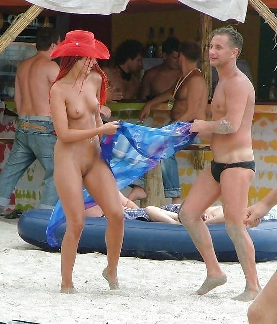 Real Life Cmnf At Beach 41 Bilder Xhamster Com