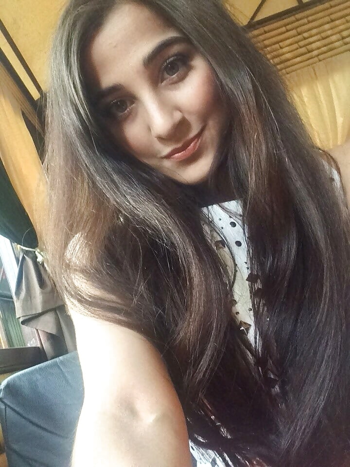 Sex Gallery (This cunt loves to suck dick)