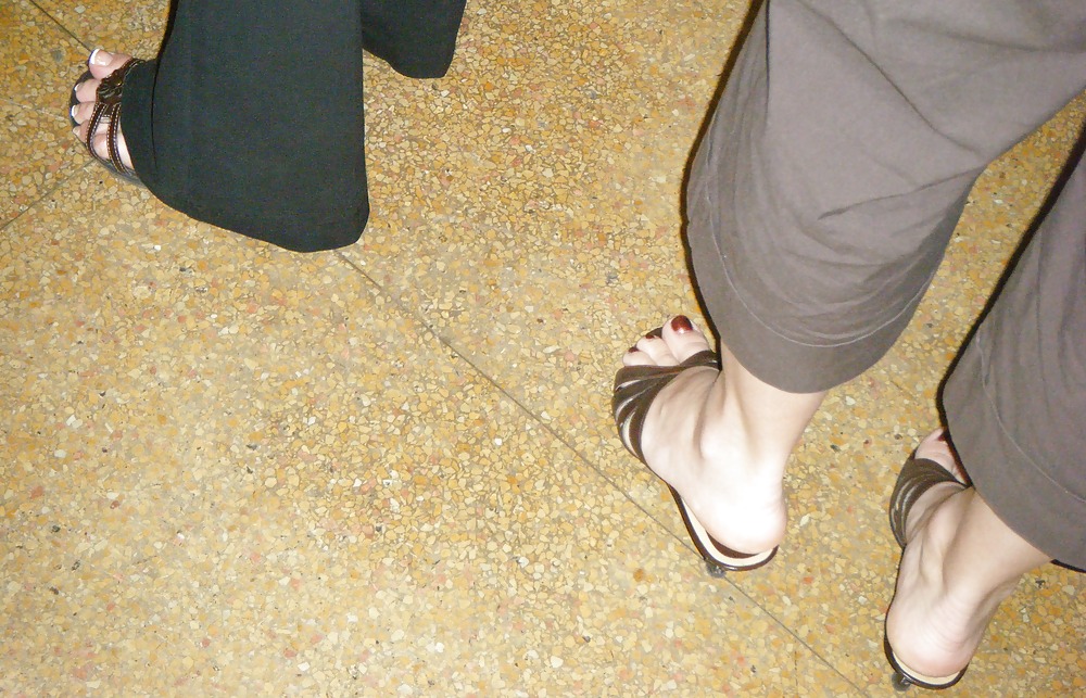 Sex Gallery Pretty Women's Feet in Strappy Heels - No Trannies