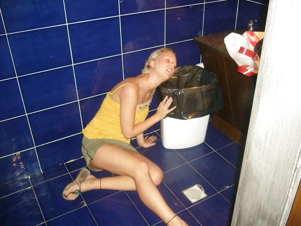 Sex Gallery Two Girls On Fun Vacation-Trip