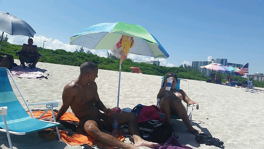 Sex Gallery Beach couples