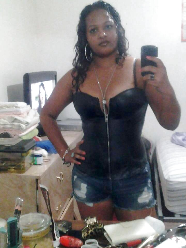 Sex Gallery Middle Eastern, Indian etc In Shorts