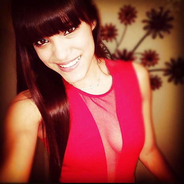 Sex Gallery cum tribute these twins(will show them)