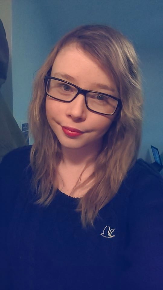Sex Gallery Shelby sexy pout