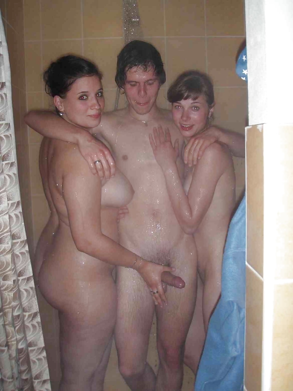 Sex Gallery Awesome Shower Threesome