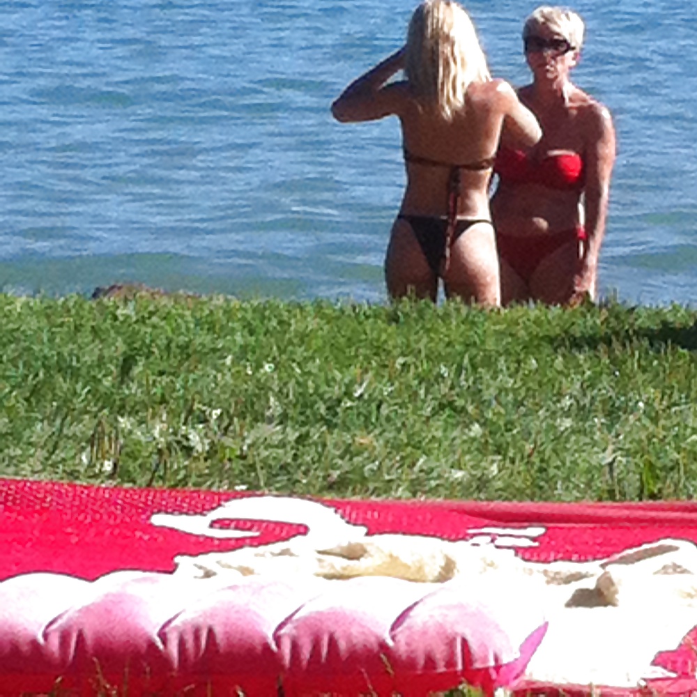 Sex Gallery beach voyeur