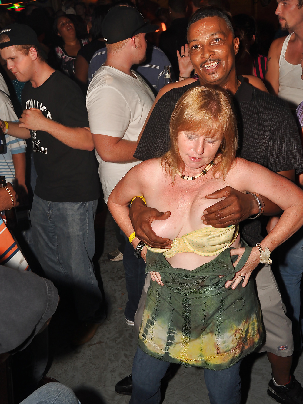 Sex Gallery Huge Compilation 11 seethrough - downblouse - transparent