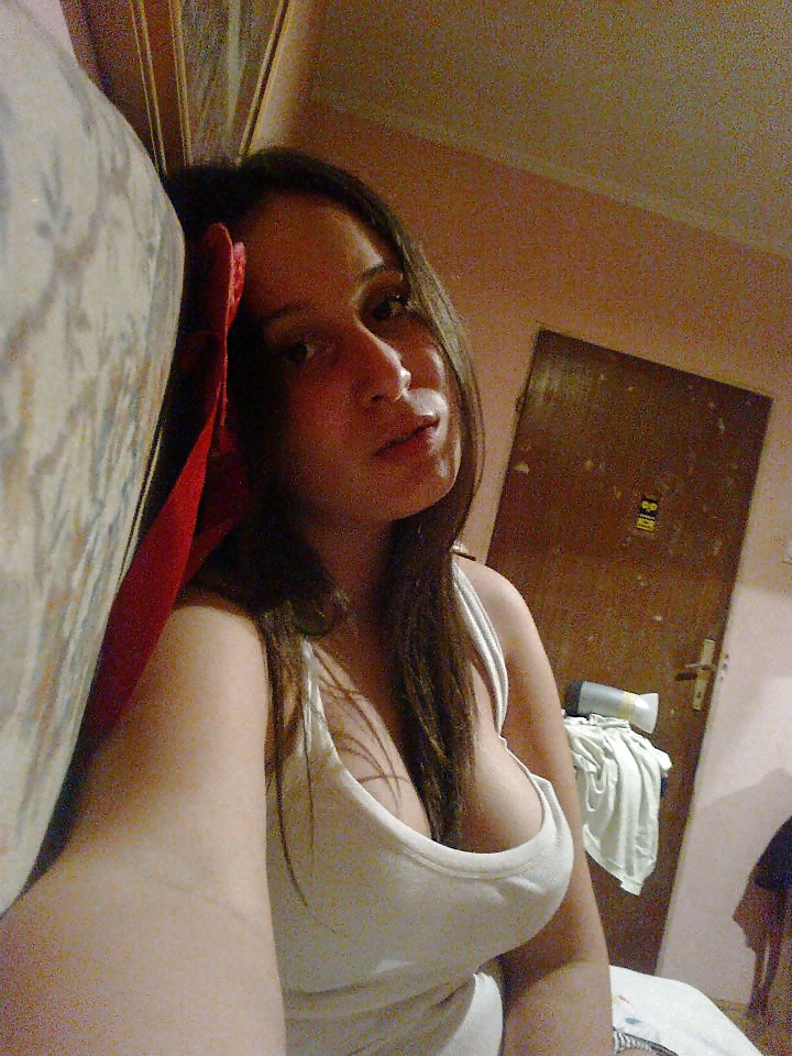 Sex Gallery Serbian FB teen whores IV