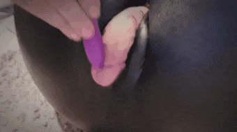 Cumshot on my ass