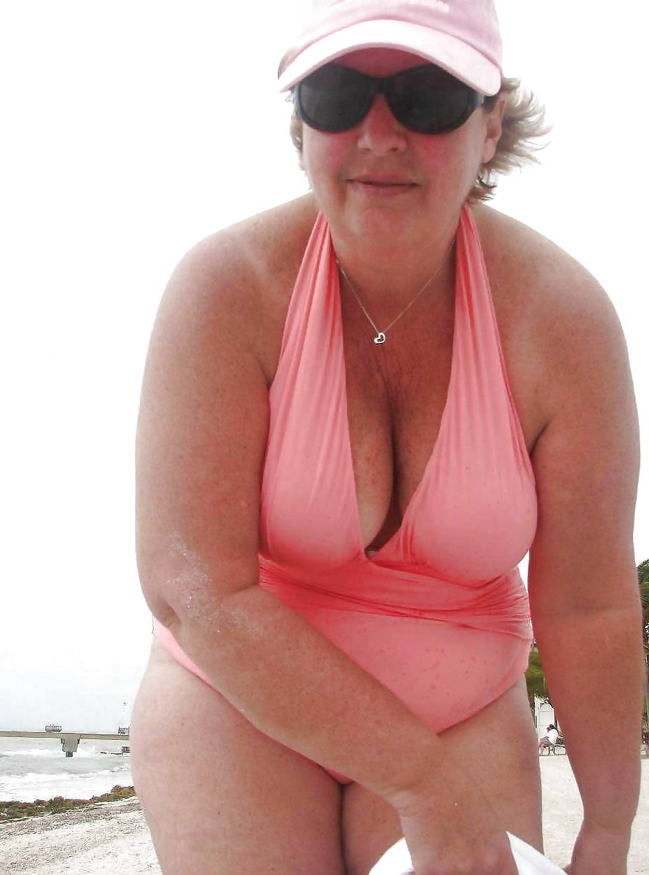 Sex Gallery Swimsuits bikinis bras bbw mature dressed teen big huge 13