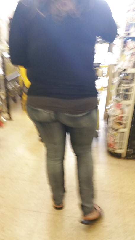 Sex Gallery candid ass in tight jeans vpl