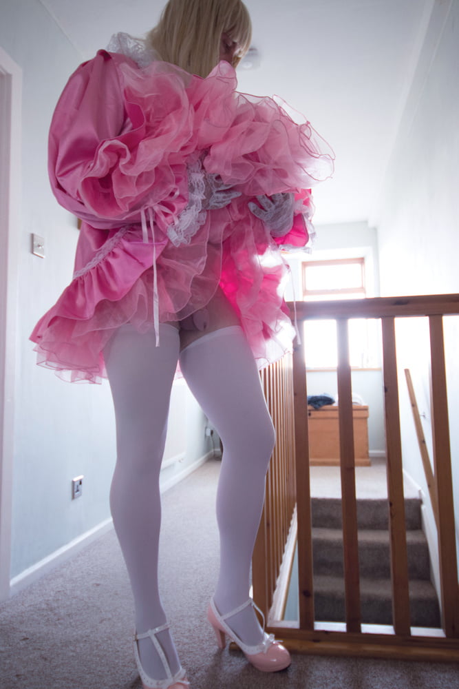 Pink Sissy Maid 11 Pics XHamster