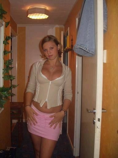 Clothed Honies - 118 Photos 