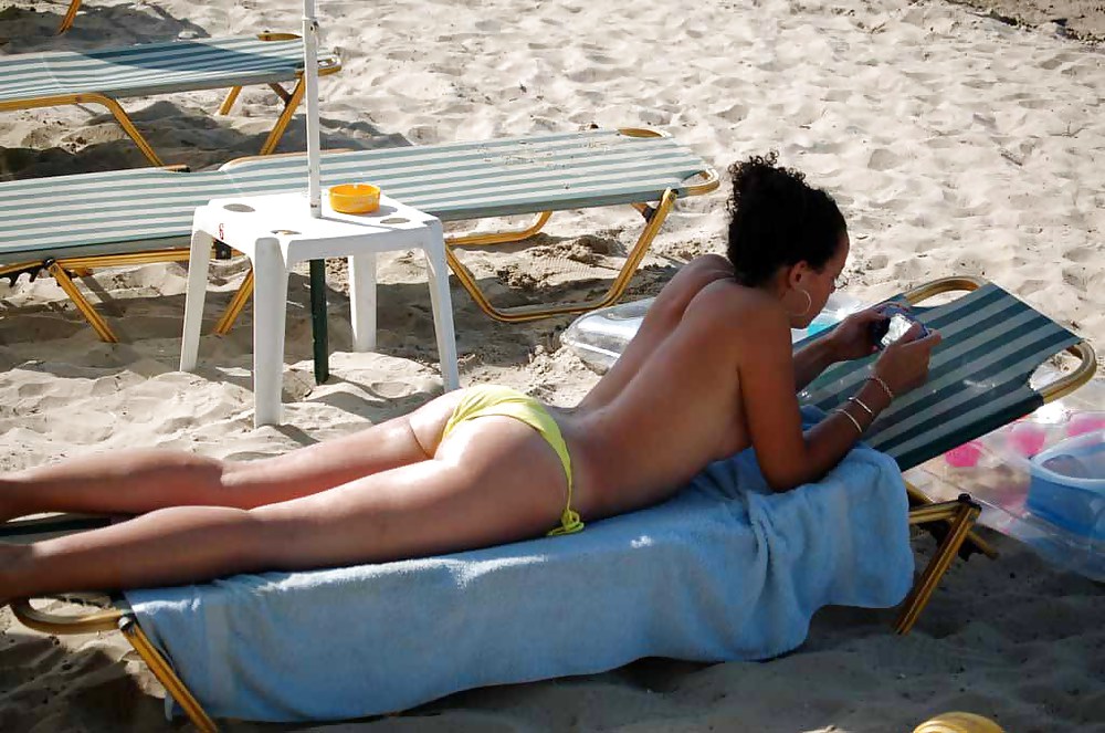 Sex Gallery The beach 152