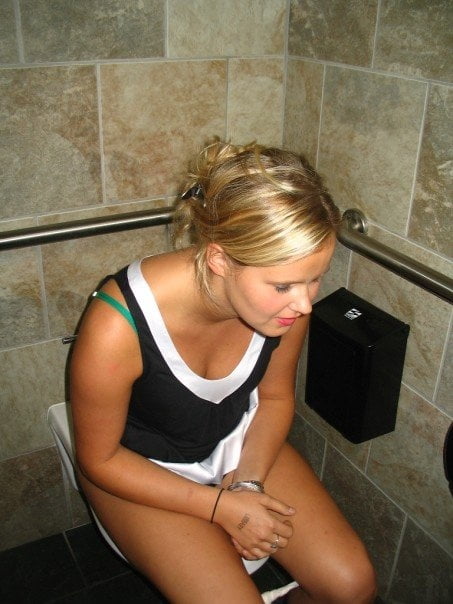 Peeing Girl Spied In A Toilet