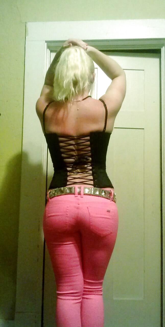 Sex Gallery Willing Tramps I Found On Smut Dates