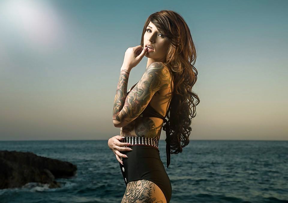 Sex Gallery Beautiful Girls with tattoos