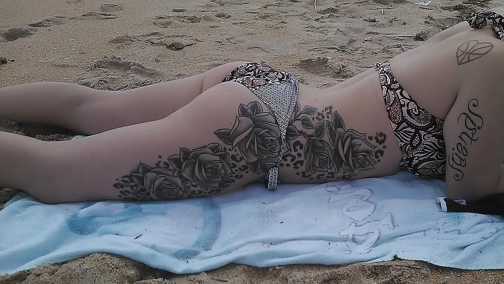 Sex Gallery ass and feet part21 tattooed beach candid