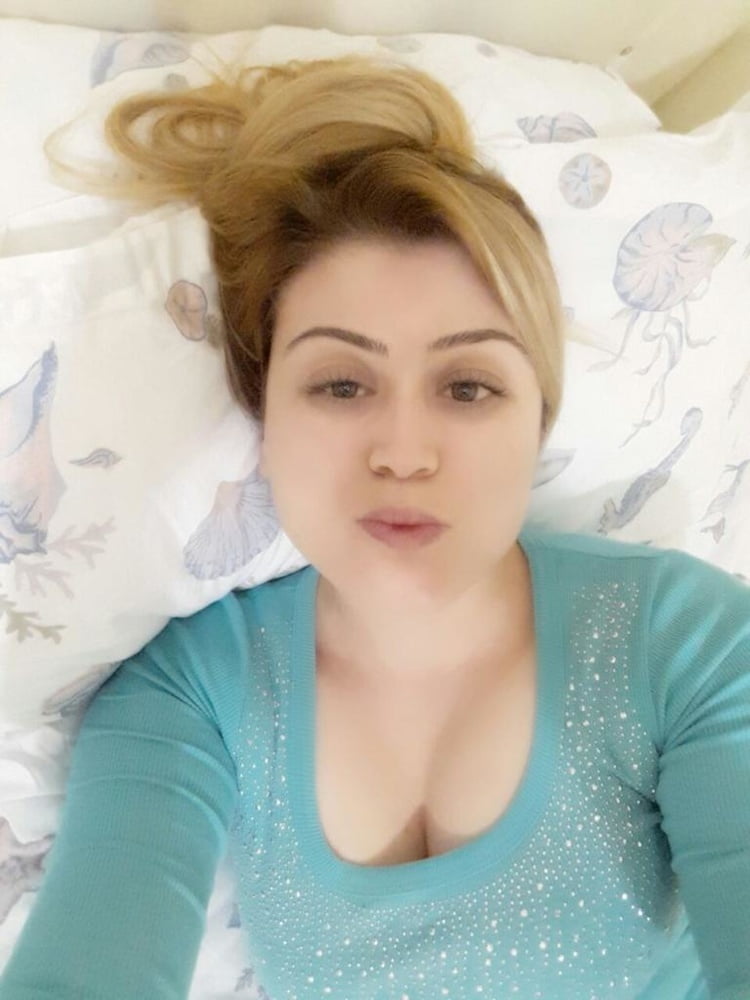 Turkish real ensest mom milf ozlem orospusu - arsivizm - 13 Photos 