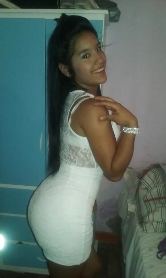 Sex Gallery NN Latina Teen with a Booty