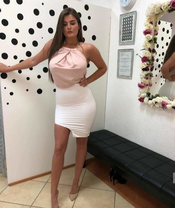 Ajla Dautovic- 20 Photos 