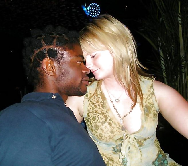 Sex Gallery Cuck-eyed View