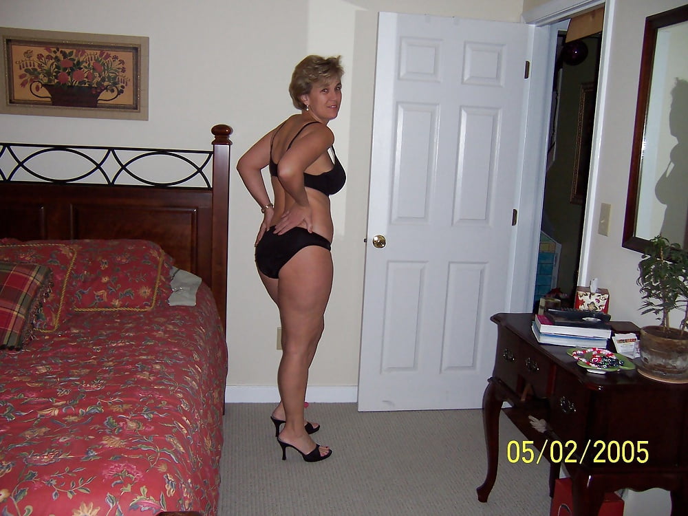 Sex Gallery poses some of my sensual bolnd