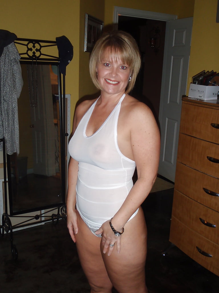 picture of mature wife
