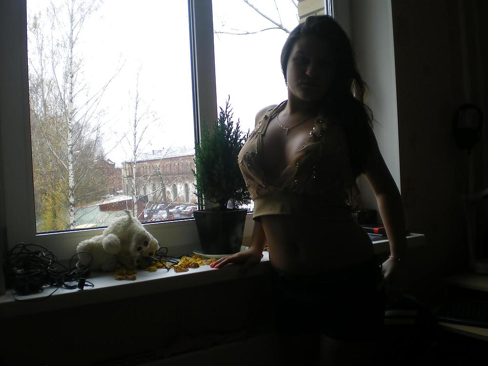 Sex Gallery Italin college slut - selfshot teaser pics