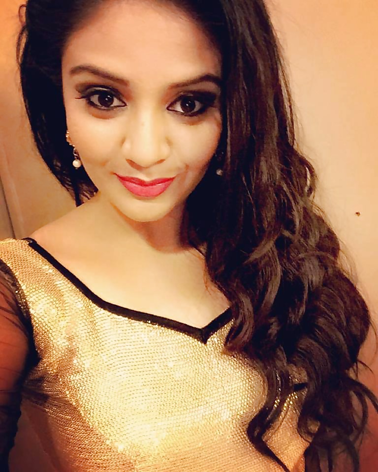 Sex Gallery INDIAN SALWAR & SAREE BABE