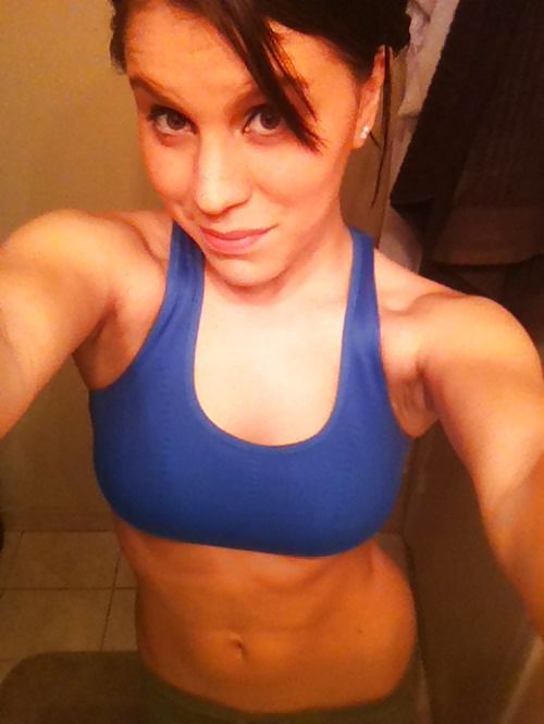 Sex Gallery Girls in sports bras