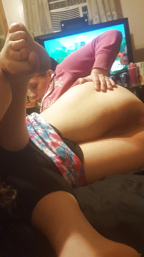 Cuckold slut Heather Phillips exposed - 41 Photos 