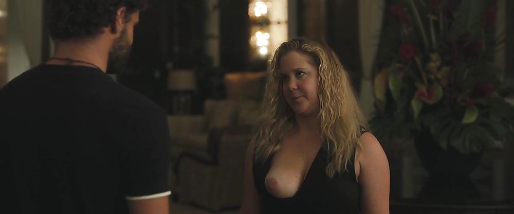 Pic amy schumer tit Amy Schumer