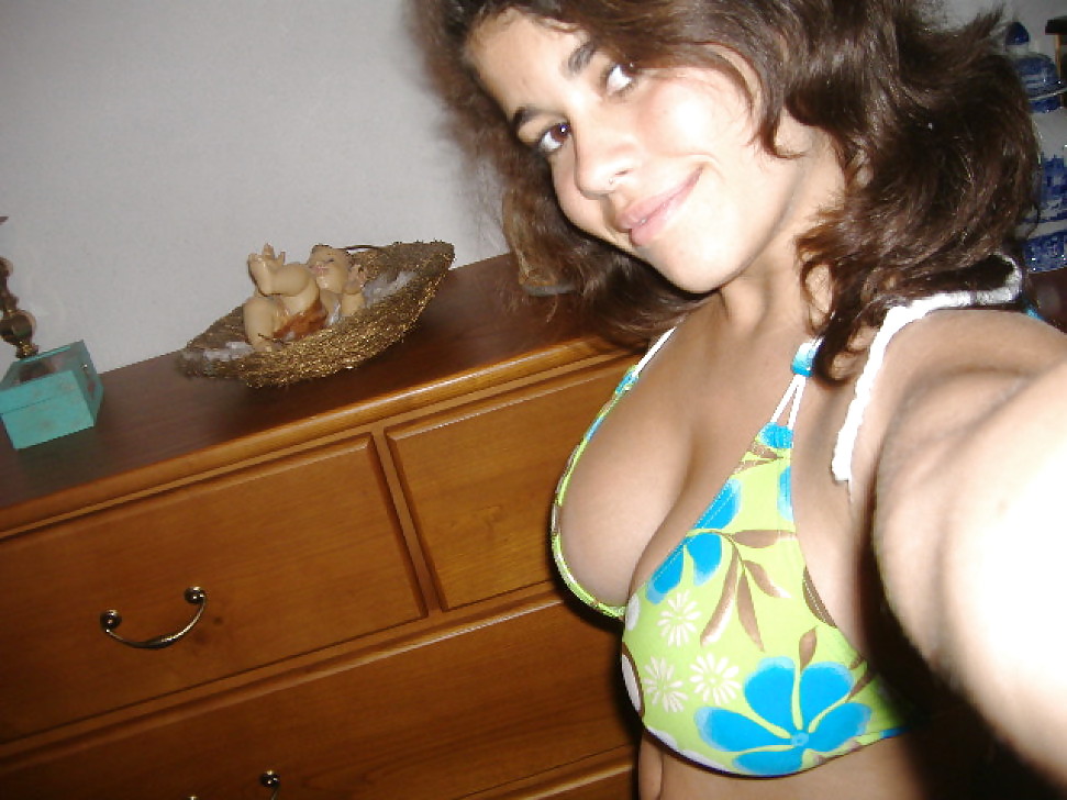 Sex Gallery A single girls from MeetMeMatch.com