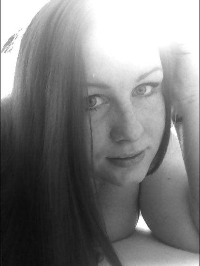 Sex Gallery Busty Readhead Teenie