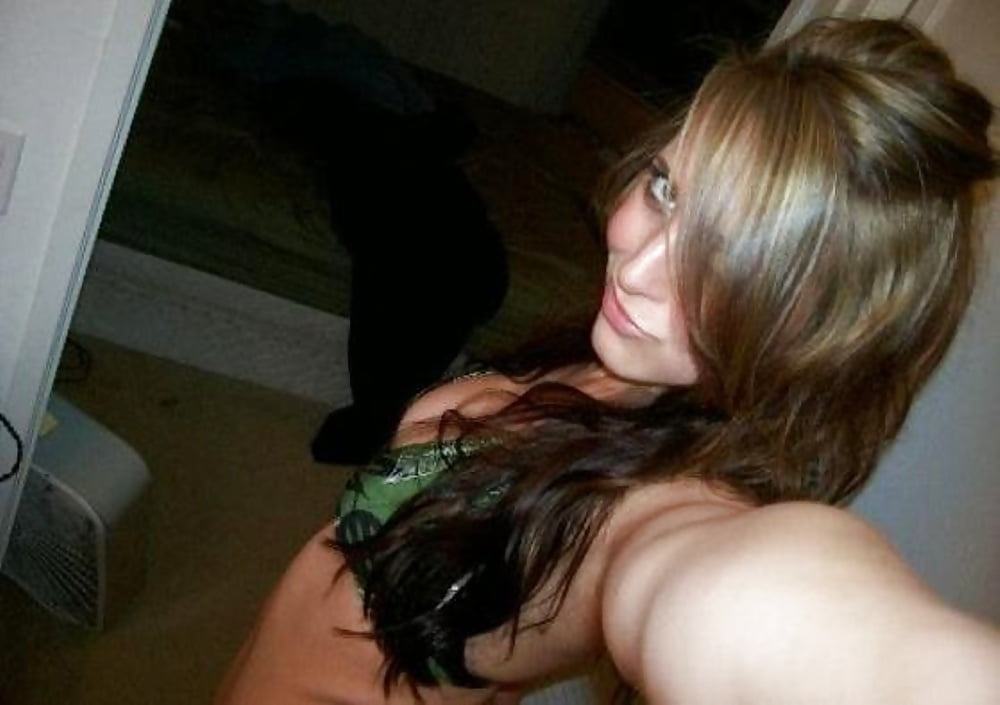 Sex Gallery Amateur Hot Slut Unknown