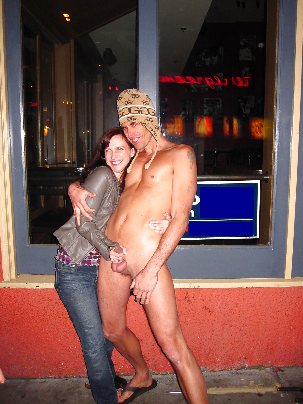 женщины фотографируются с голыми мужиками фото 42