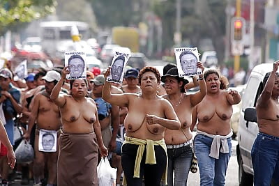 Sex Gallery 400 Pueblos Naked Protest