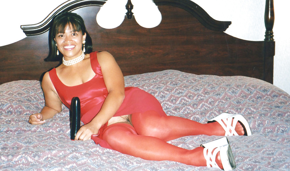 Sex Gallery Lady In Red