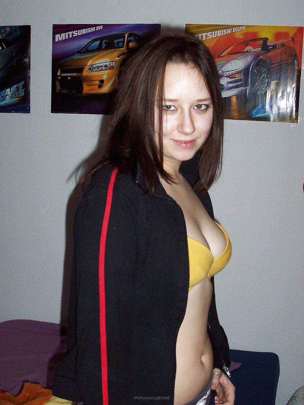 Sex Gallery SIE IST SCHOEN UND SAUGEIL !!