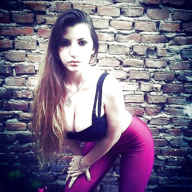 Sex Gallery Handpicked Amateurs 106