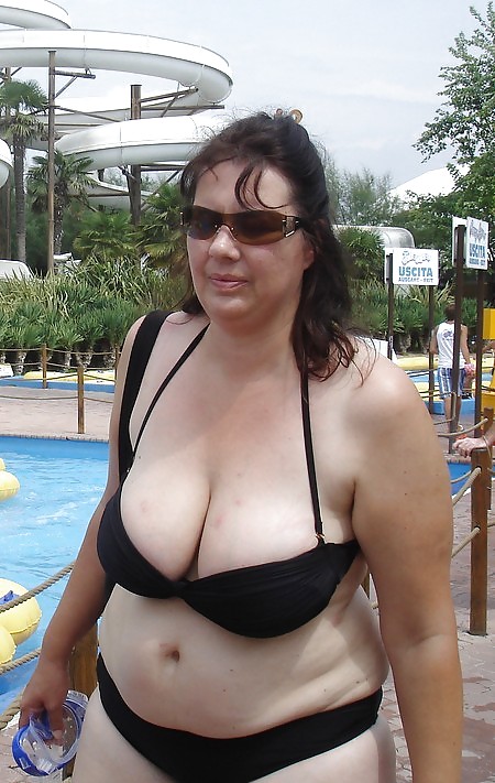 Sex Gallery Swimsuits bikinis bras bbw mature dressed teen big huge - 51